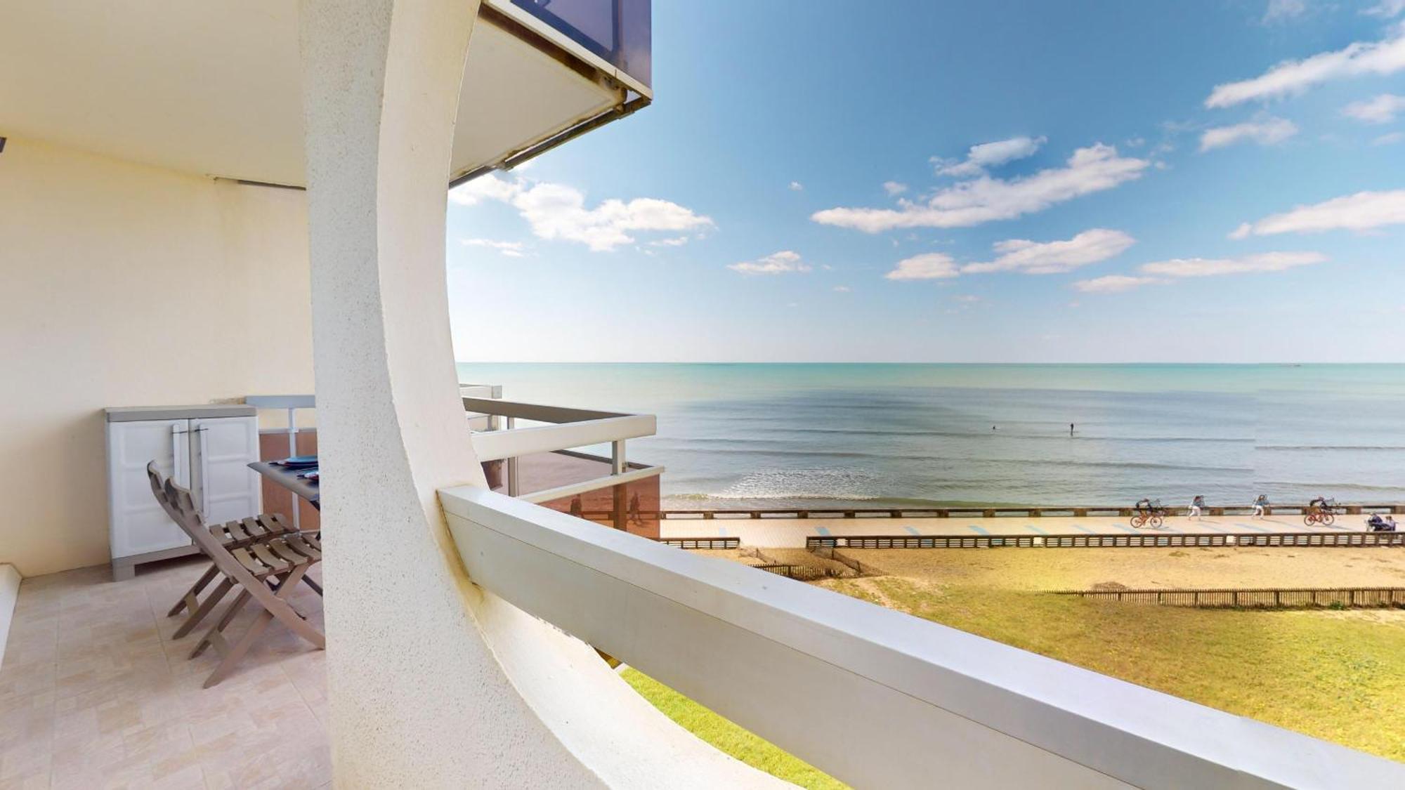 Panoramic View Face Mer Saint-Gilles-Croix-de-Vie Exterior photo